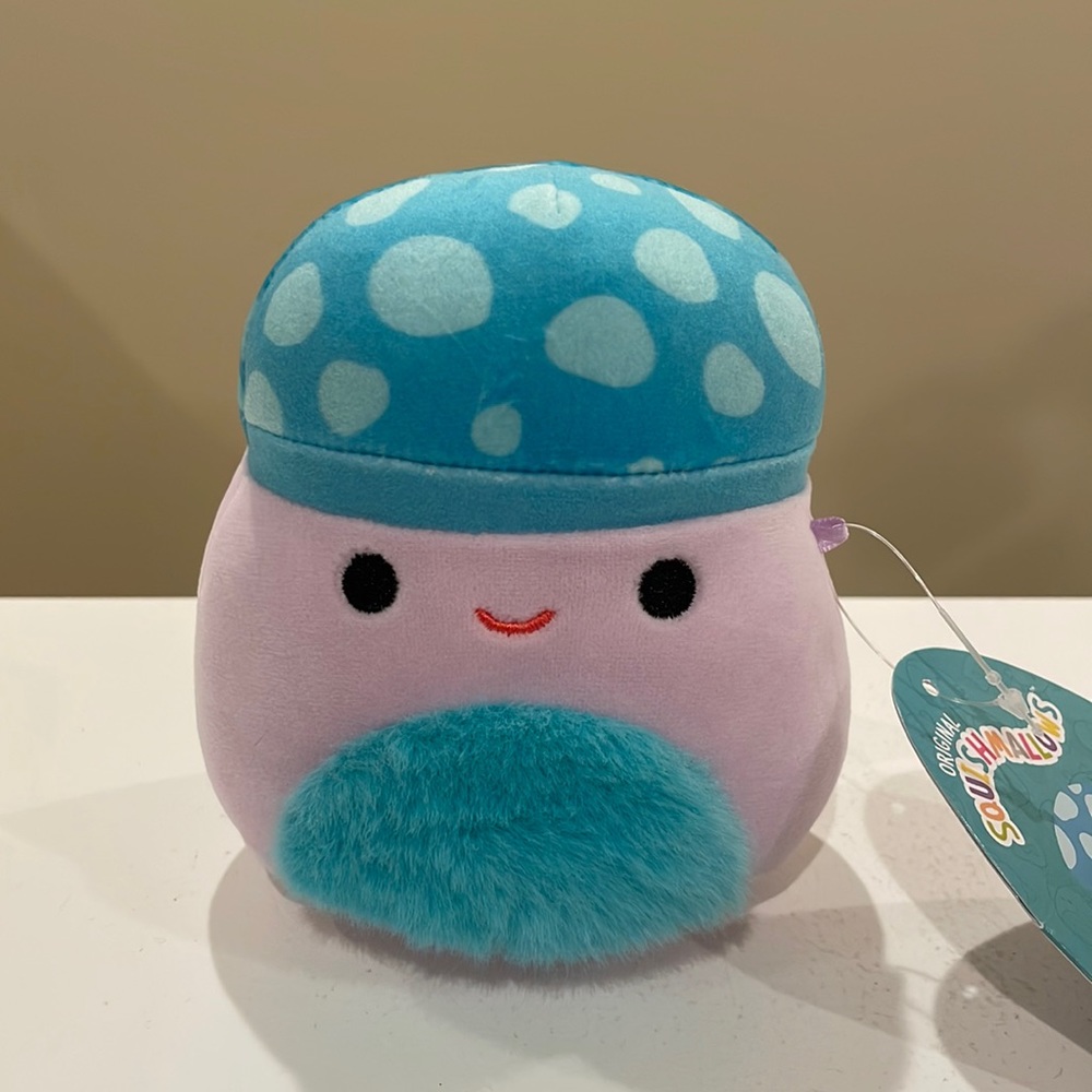 ⚡️NWT 5” Pyle the Mushroom Squishmallow